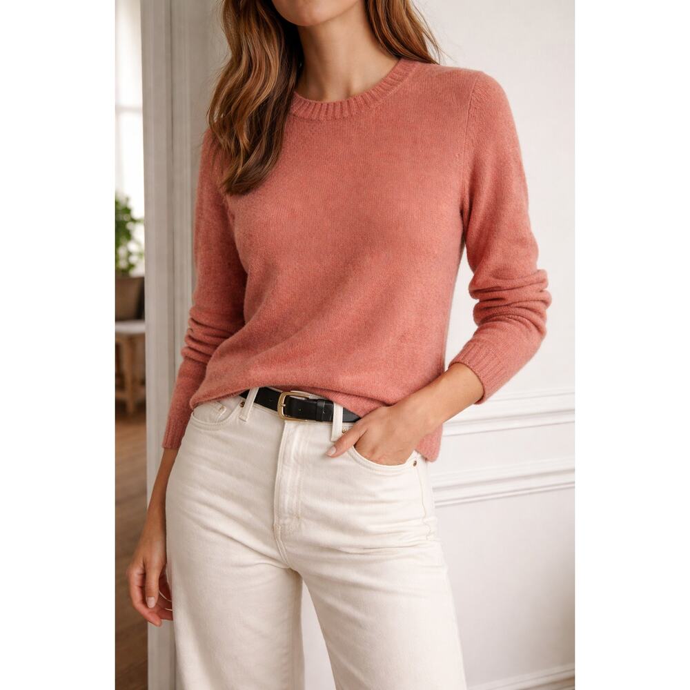 Everlane Wool Sweater Women Medium Pink Boucle Textured Knit Soft Cozy Classic